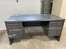 4 Desks