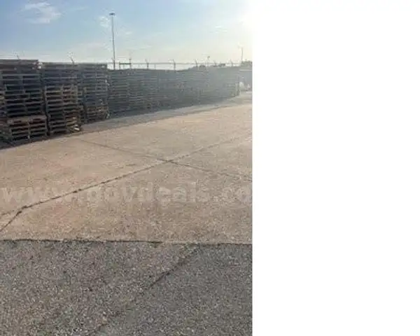 Lot of 500(+/-) Wood Pallets: Dallas Texas Dallas NDC