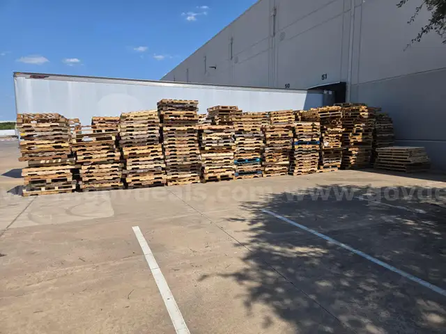 Lot of approximately 200+ wood pallets