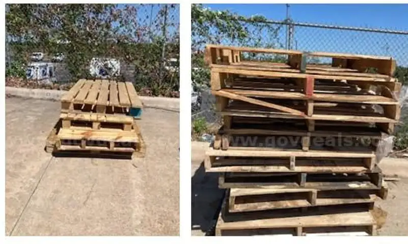 Lot of approximately 10-15 Used wood pallets