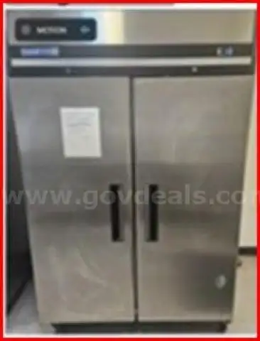 Reach-In Commercial Refrigerator, Two Door Fridge is Functional Lot#1
