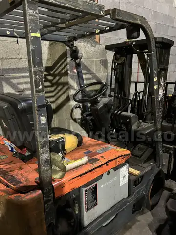 Toyota Forklift Model 5FBE15 - Lot of 2