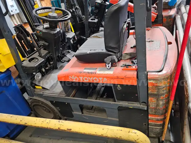 Scrap:  Forklifts - Bulk of 3