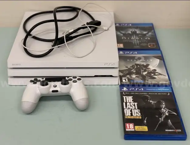 SONY PlayStation 4 - PS4 with 3 Games plus Controller and cords