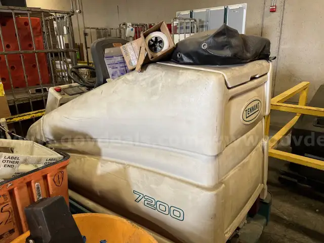 Tennant Rider Power Scrubbing Machine Asset# 11654597