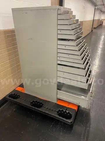 Gray Metal Tool/File Drawer Cabinet (ITEM 4)