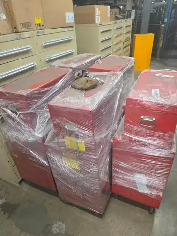 TOOLBOX WITH ASSORTED TOOLS