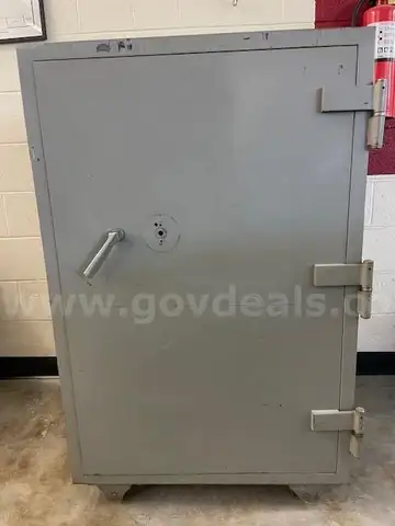 Safe / Security Container Mfg: Schwab Safe Co / 51&#x22;H x 32&#x22;W x 29.5&#x22;D