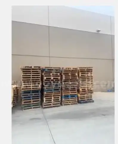 Wooden Pallets (Lot of 100+)