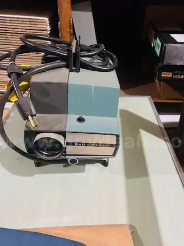 Projector and Projector Screen