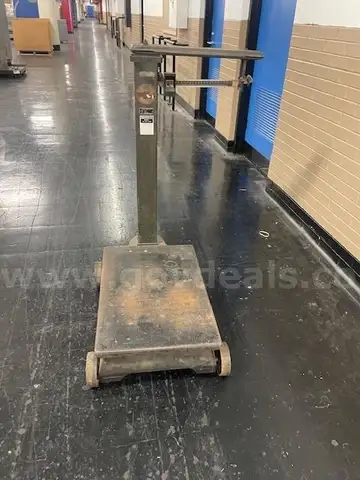 Fairbanks Rolling Scale - 100 LB Capacity