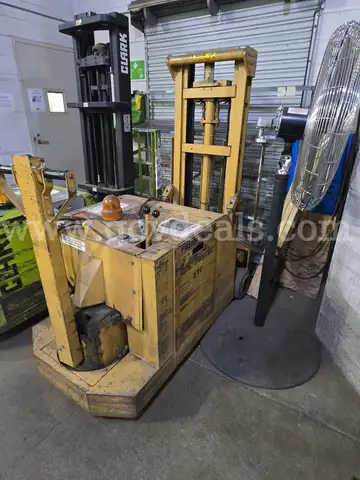 Prime Mover Forklift Asset # 274234