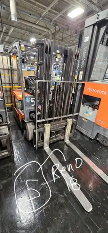 Toyota Forklift - good working condition