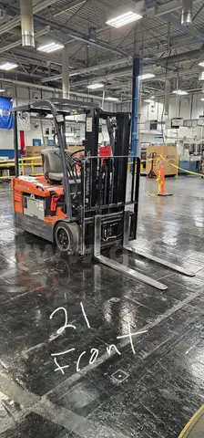 Toyota Forklift - good working condition