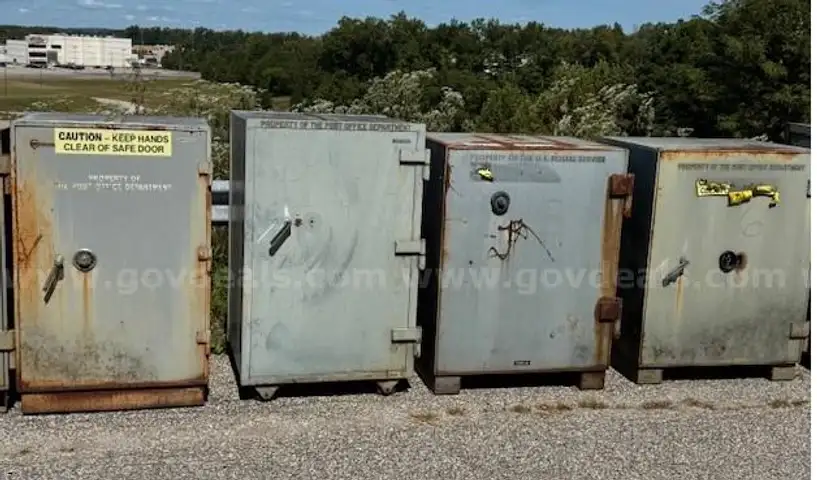 Lot of 4 Safes