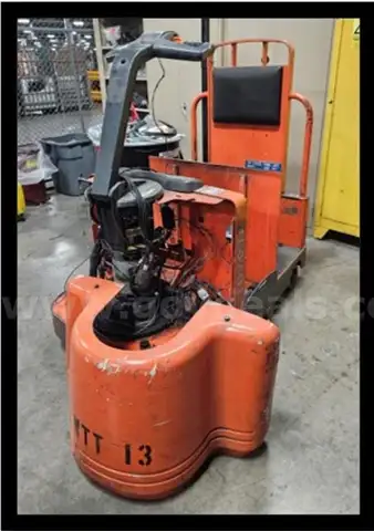 TOYOTA Tow Motors - lot of 4