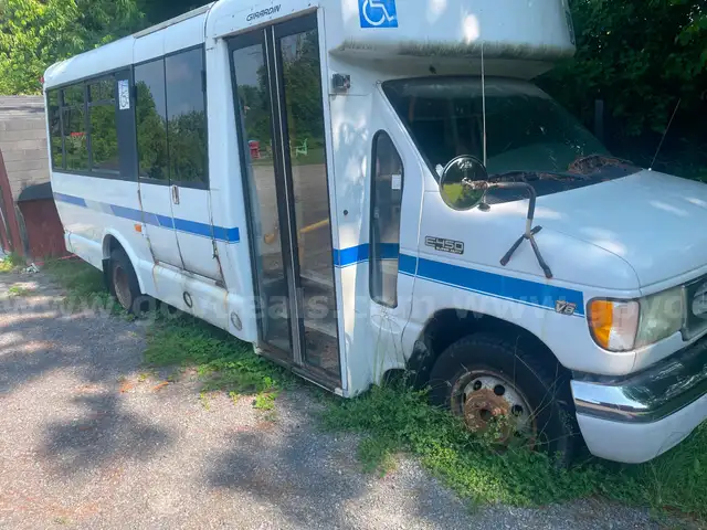 Bus