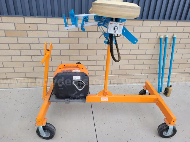 JUGS Football Passing &#x26; Kicking Machine