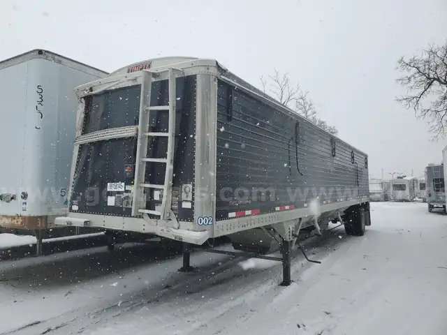 2017 Timpte Super Hopper, 42&#x2019; Tandem Axle AG Hopper Grain Trailer, Air Ride, 11R24.5 Tires, Electric Power Tarp System.