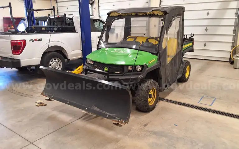 2019 John Deere Gator Xuv835M