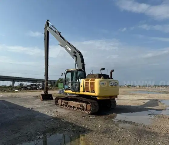 2014 JOHN DEERE 250G 60FT LONG REACH HYDRAULIC EXCAVATOR