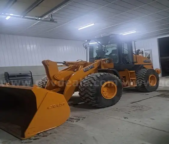 2010 CASE 621E WHEEL LOADER