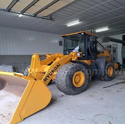 2013 Hyundai HL740-9 Wheel Loader