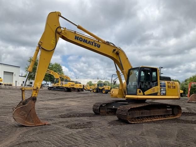 Photo of a 2017 Komatsu PC240LC-11