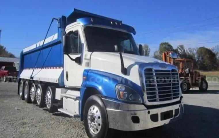 2017 FREIGHTLINER CASCADIA 126 10x4 5/A DUMP TRUCK