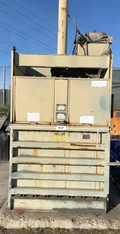 Cardboard Bailer