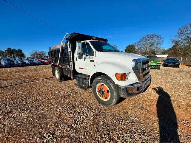 2006 Ford F-750