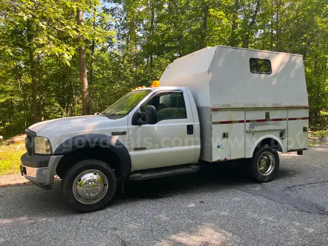 2007 Ford F-450 4x4 Service/Utility Truck. 80k Miles