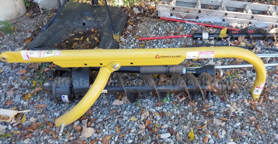 3 Point Auger/Post Hole Driller comes with 6&#x22; &#x26; 10&#x22; Augers