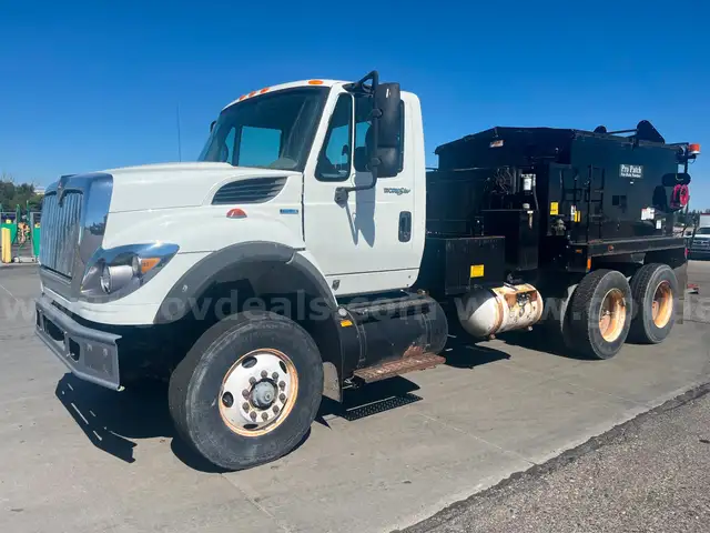2011 International WorkStar 7600/ H.D. Industries Pro Patch Pothole Patcher