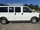 2017 Chevrolet Express 10 Passenger Van