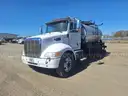 2018 Peterbilt 337 S/A Rosco Maximizer 3 Asphalt Distributor Truck