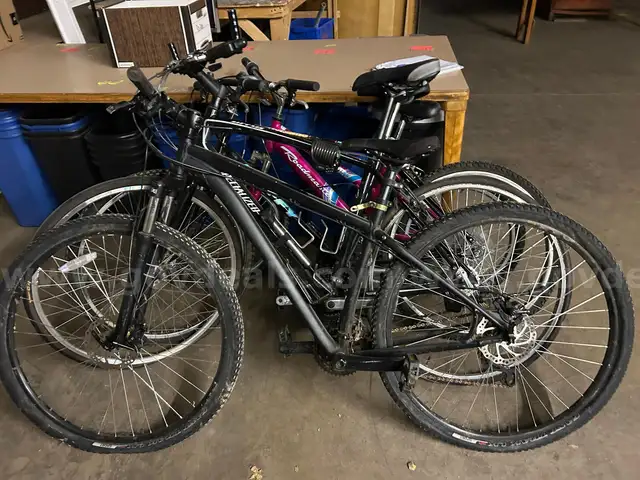 LOT of 4 Bicycles