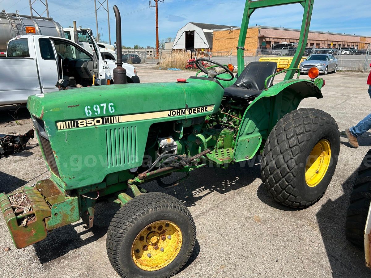 John Deere Tractor | GovDeals