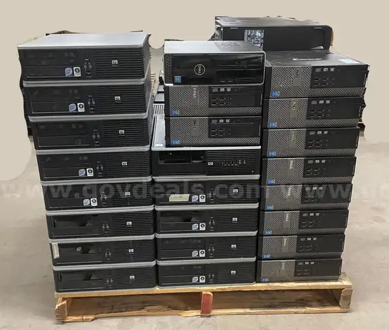 Desktop PC&#x27;s: 1 pallet of 44 Mixed model desktops. Some powered on, the rest are UNTESTED. All have HARD DRIVES REMOVED.