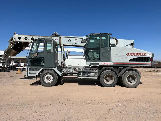 2003 Grade All. G660E