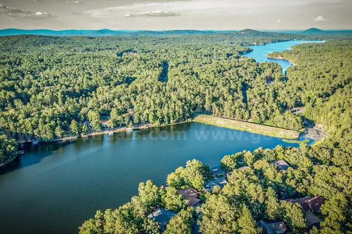 Stunning Lake Pineda Quarter Acre Lot in Hot Springs Village Arkansas