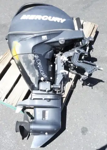 Mercury Mainer 25 Outboard Motor 25HP EFI engine