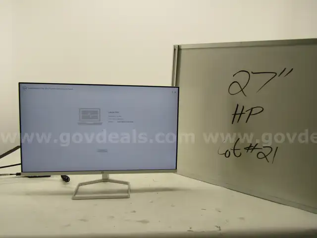 27in HP MONITOR