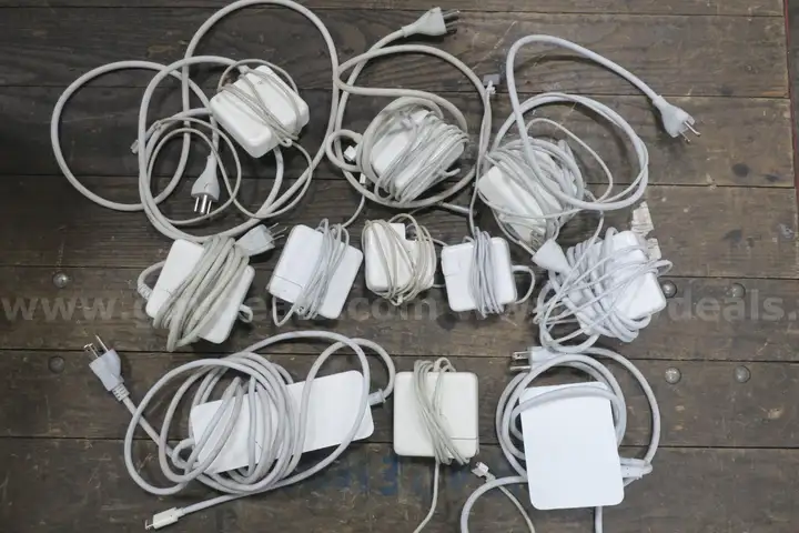 LOT OF (39) APPLE MAC ADAPTERS-TESTED!