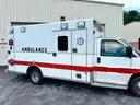 Ambulance LOW MILES - Chevy G4500 Excellance Type III Box