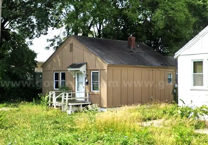 (No Reserve) Single Family House close to St. Louis Downtown