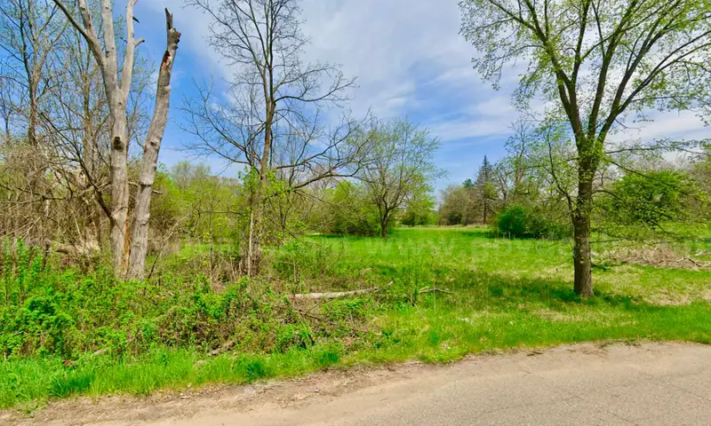 Residential City Lot 4.7 Miles from University of Michigan and Downtown Flint, MI