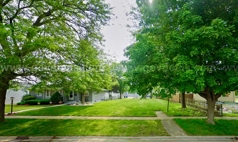 Large Residential Lot in Kankakee, IL (South-West of Chicago)