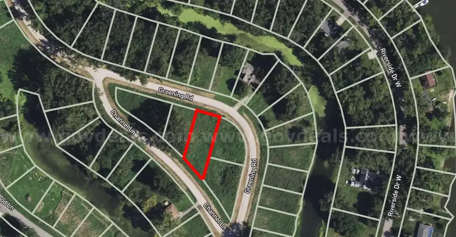 Large Lot North-West Chicago Area (McHenry, IL)