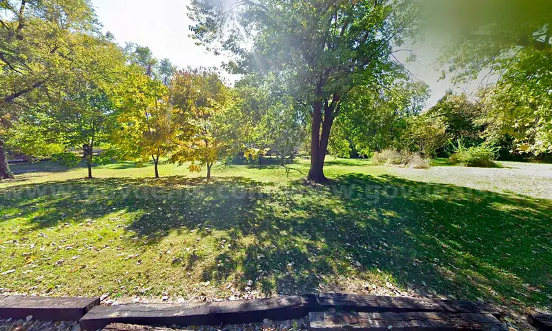 City Lot about 5.6 Miles from Downtown St. Louis